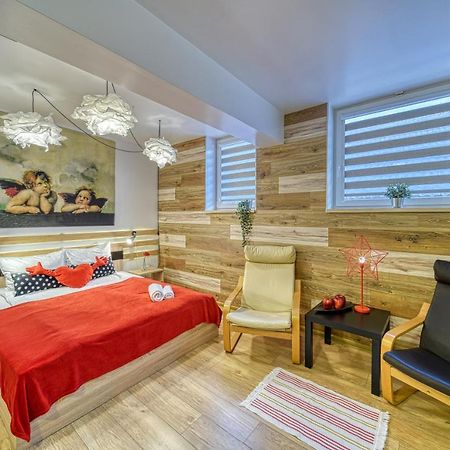 Fox Rooms Aparthotel สตาราซาโกรา ภายนอก รูปภาพ