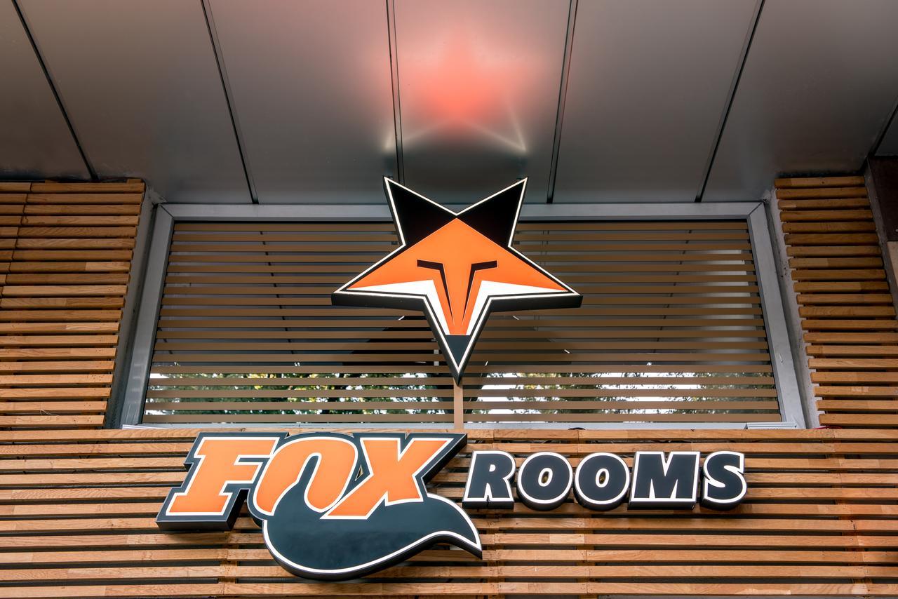 Fox Rooms Aparthotel สตาราซาโกรา ภายนอก รูปภาพ