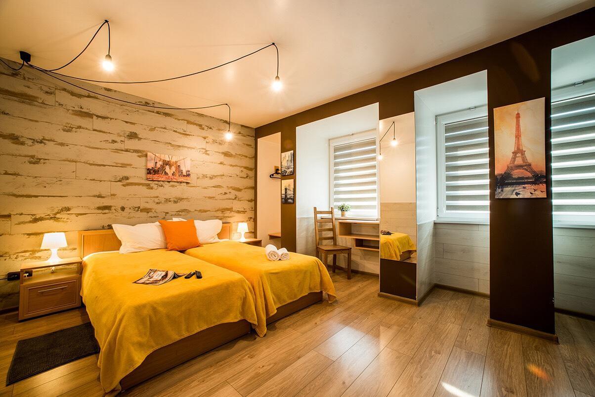 Fox Rooms Aparthotel สตาราซาโกรา ภายนอก รูปภาพ